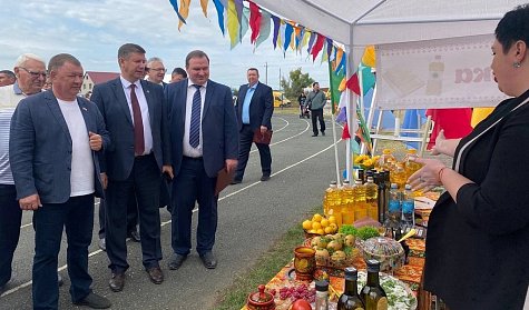 Курманаевский район отметил 90-летие